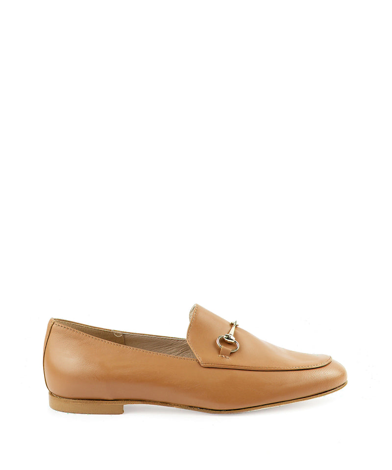 Loafers caramel